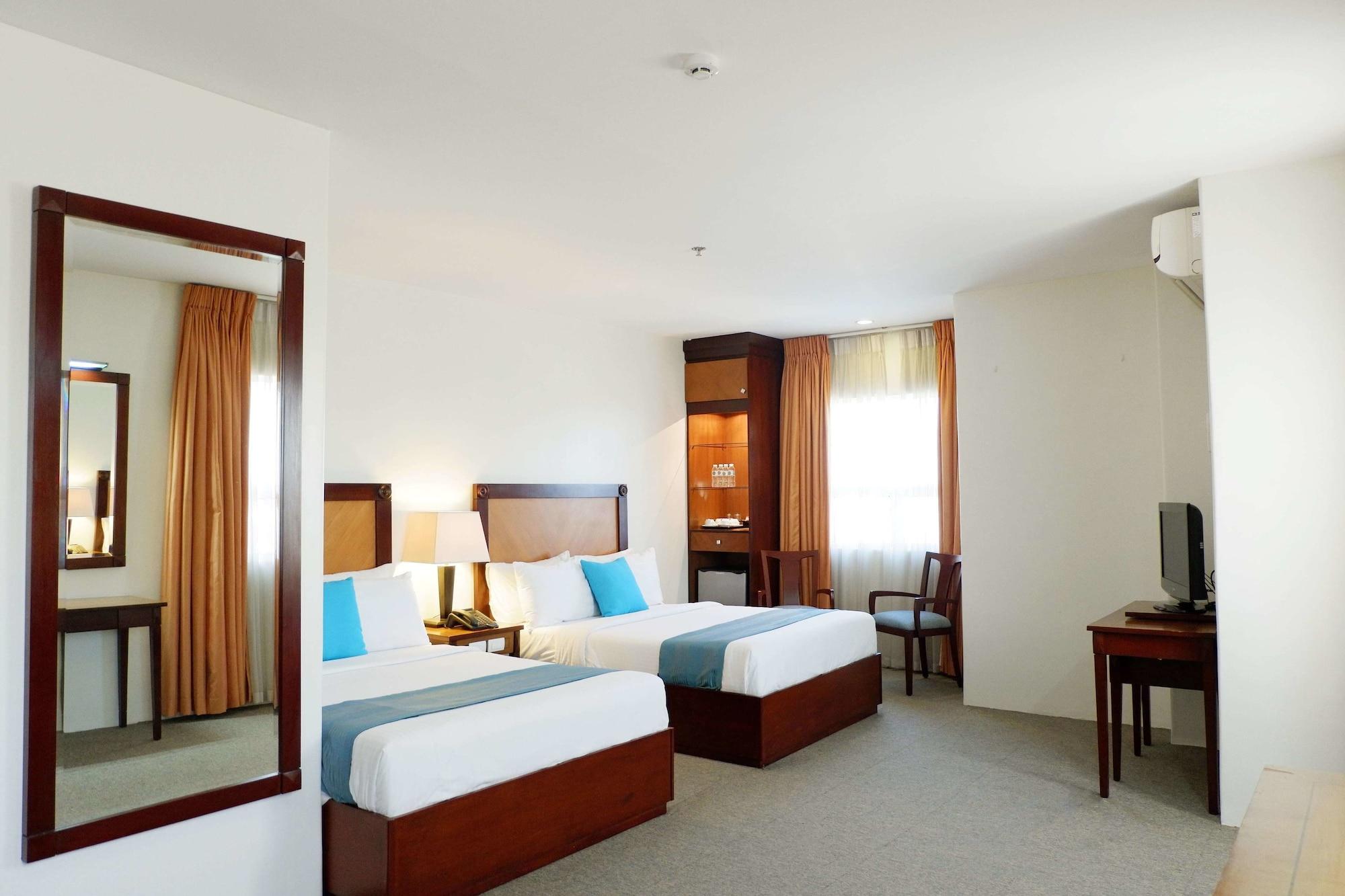 Citi Park Hotel Cebu Powered By Cocotel Екстериор снимка