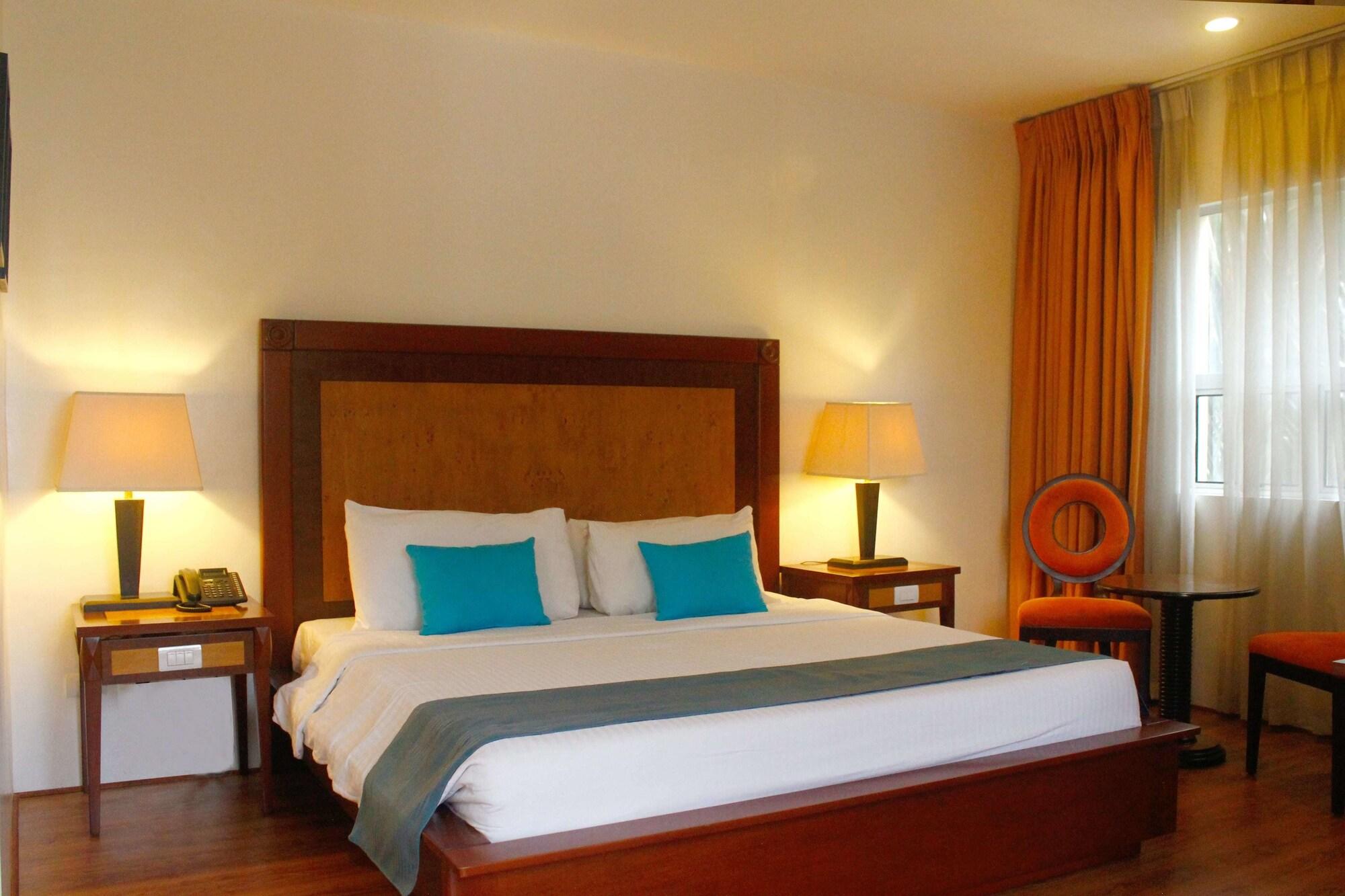 Citi Park Hotel Cebu Powered By Cocotel Екстериор снимка