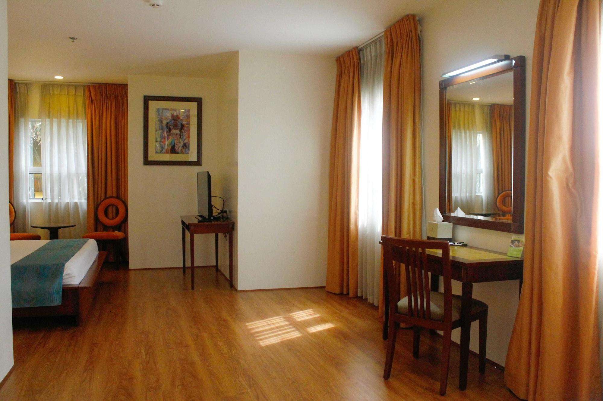 Citi Park Hotel Cebu Powered By Cocotel Екстериор снимка