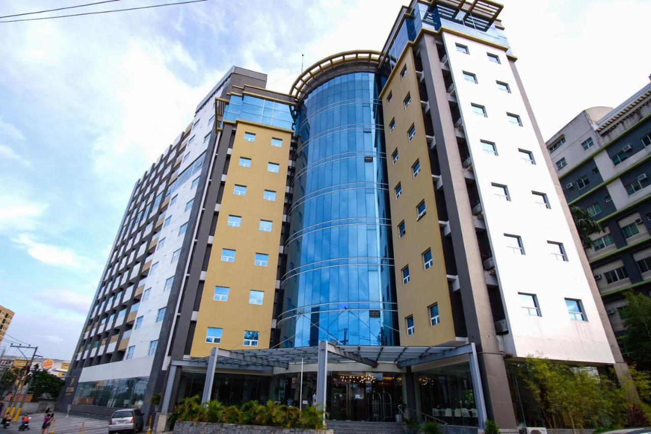 Citi Park Hotel Cebu Powered By Cocotel Екстериор снимка