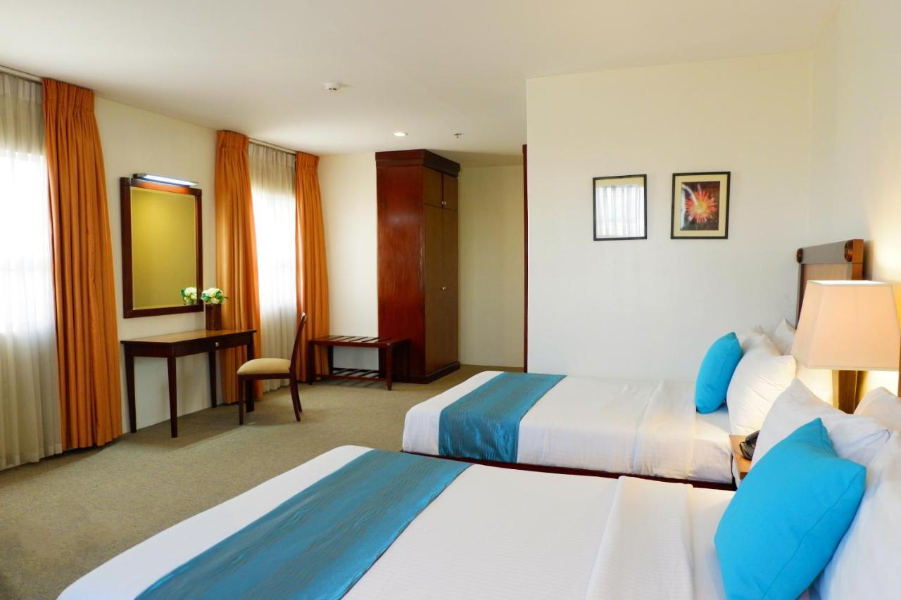 Citi Park Hotel Cebu Powered By Cocotel Екстериор снимка